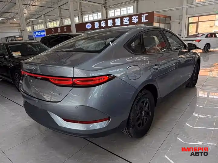 BYD Qin Plus - фото 6