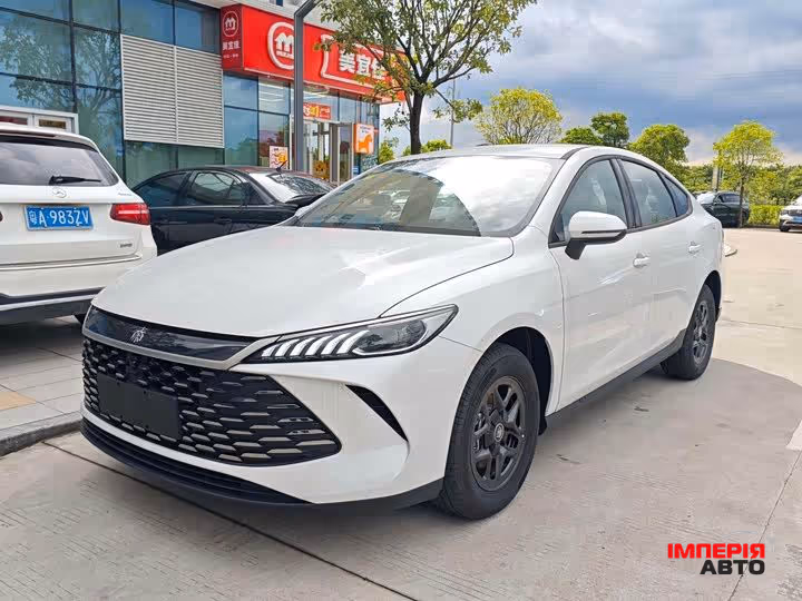 BYD Qin Plus - фото 2