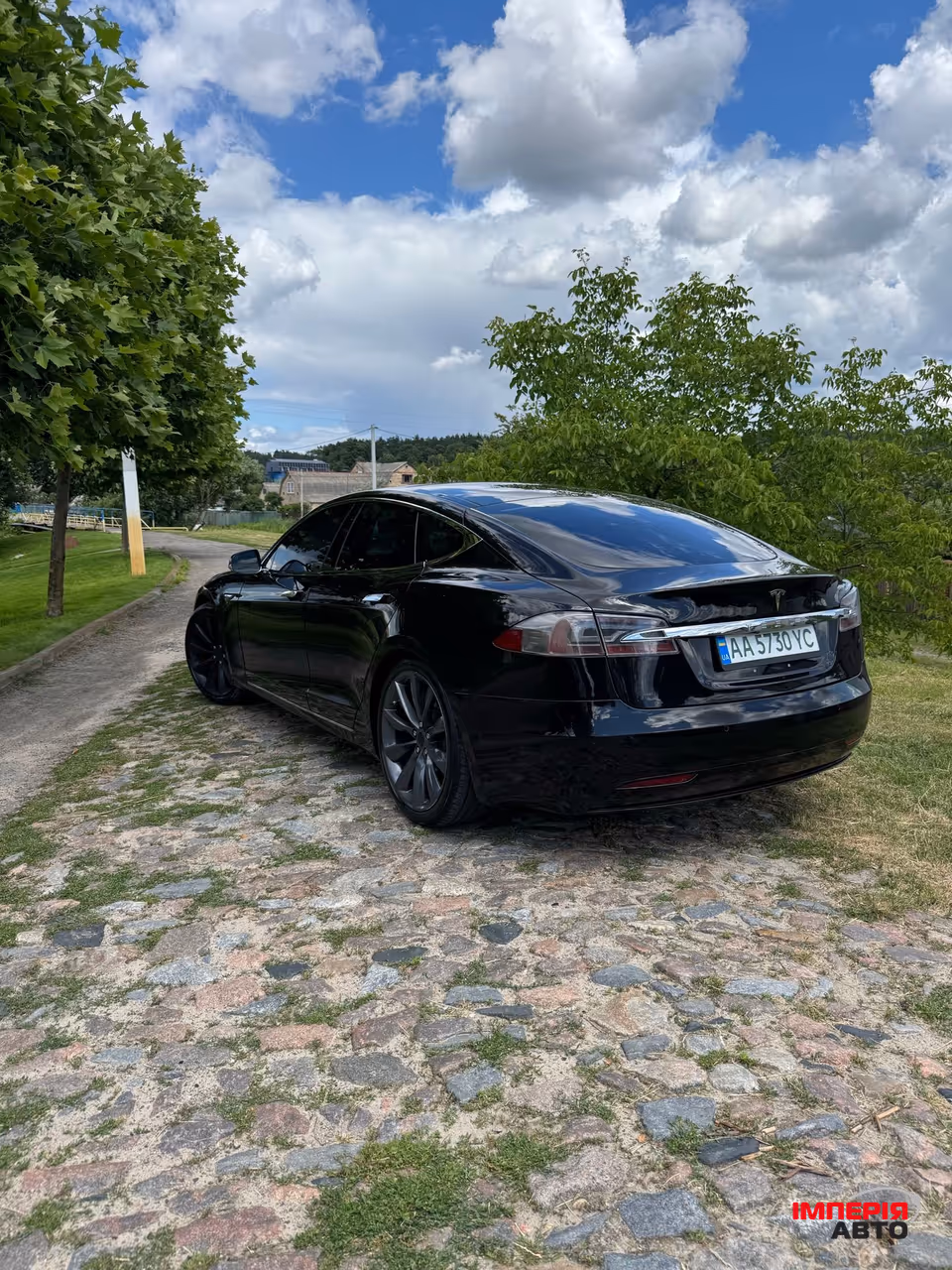 Tesla Model S - фото 3