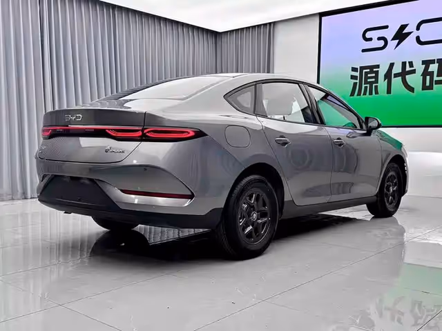 BYD Qin Plus - зображення 5