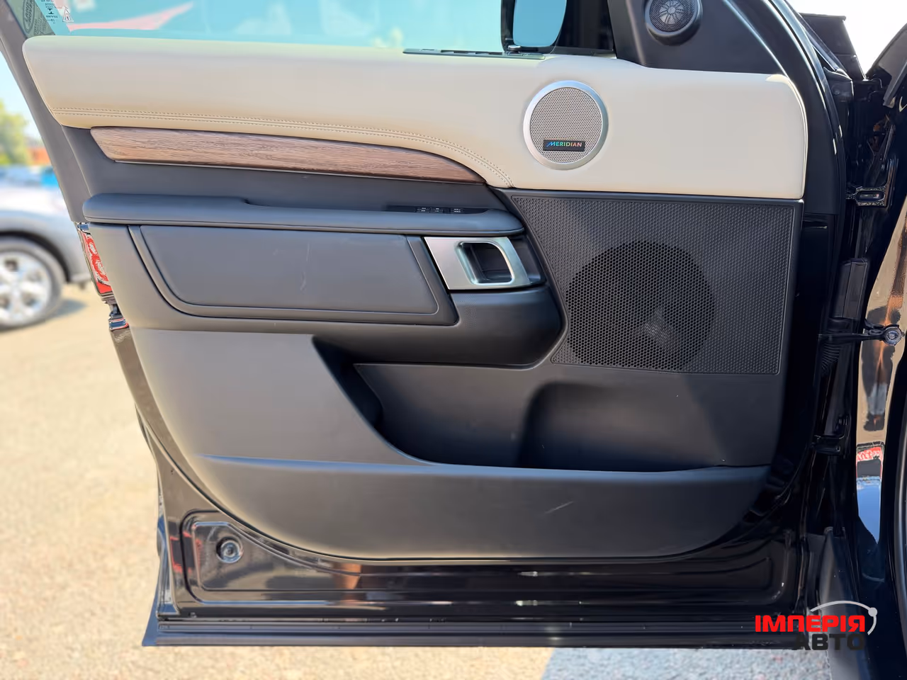 Land Rover Discovery - фото 5