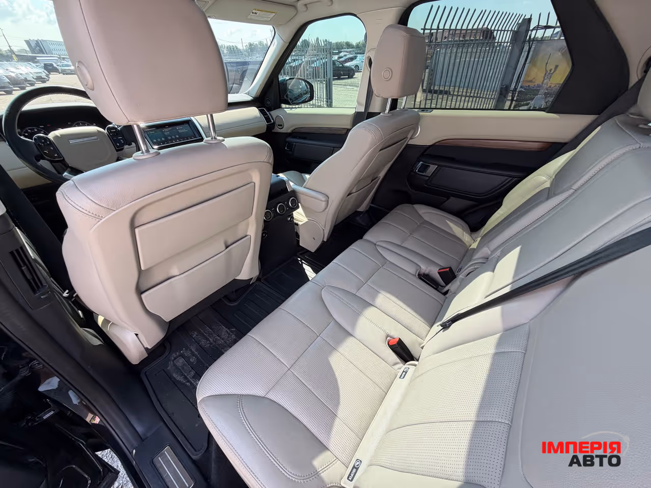 Land Rover Discovery - фото 17