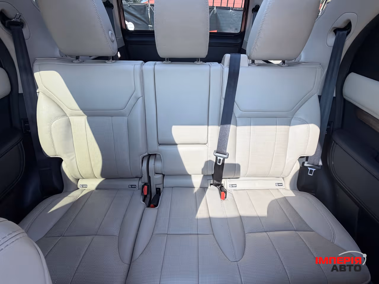 Land Rover Discovery - фото 14