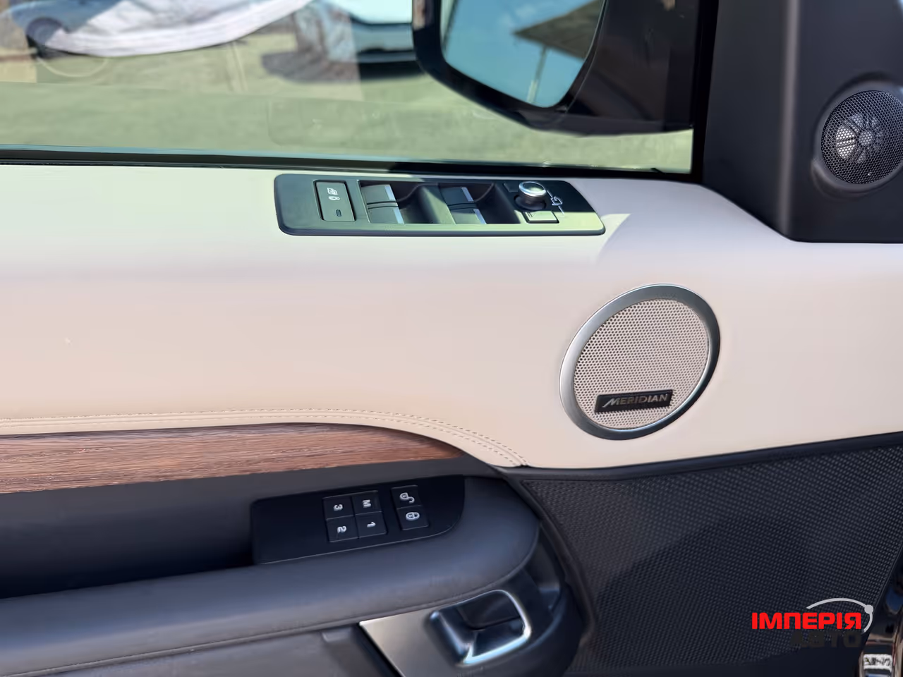 Land Rover Discovery - фото 6