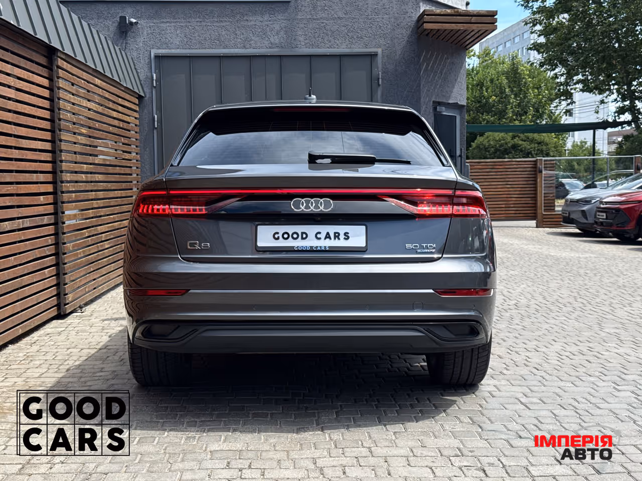 Audi Q8 - фото 6