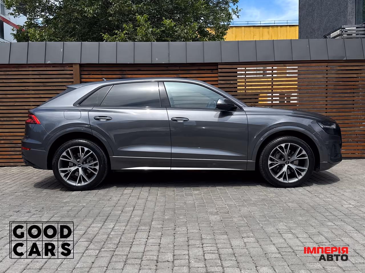 Audi Q8 - фото 8