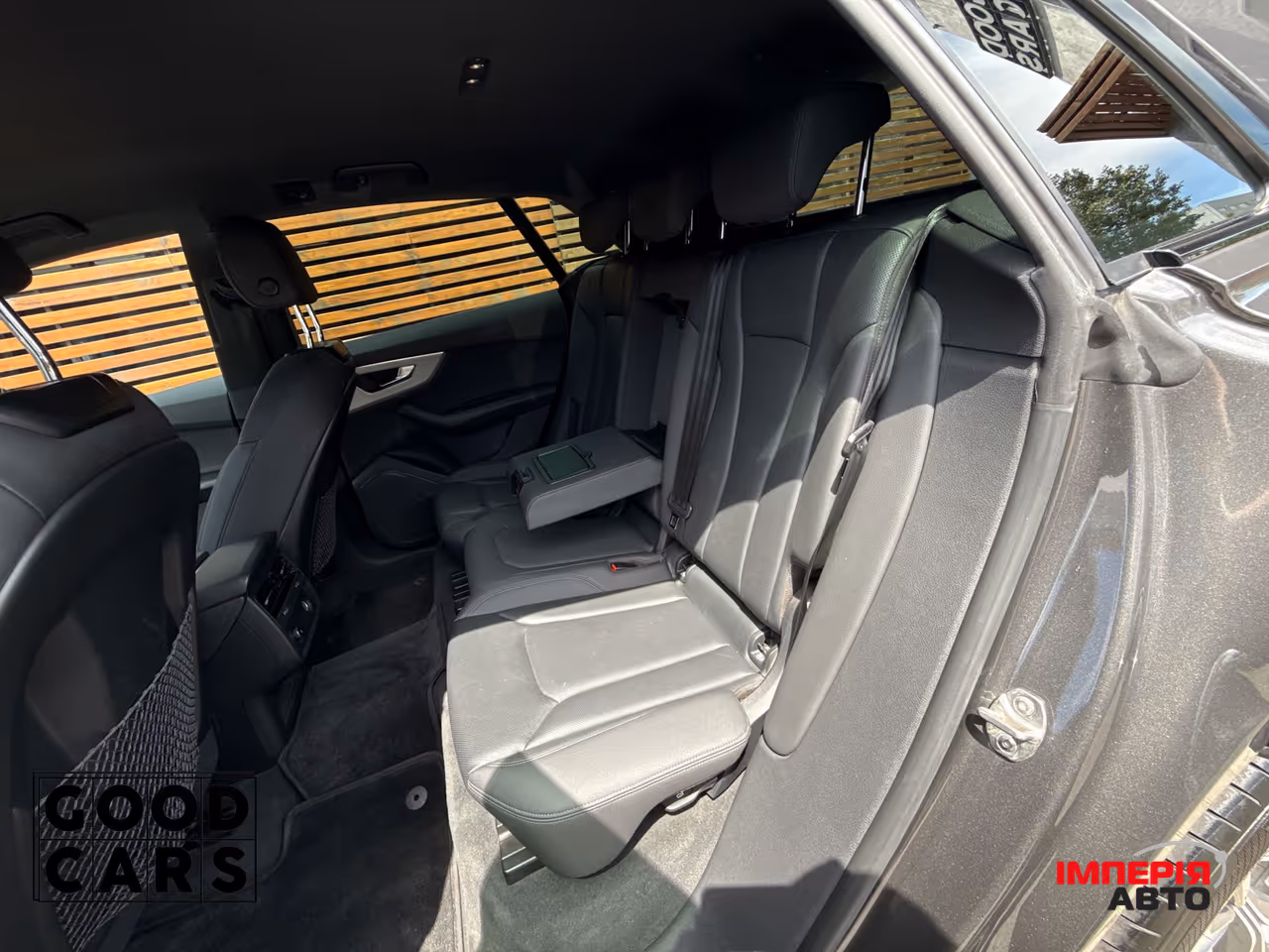 Audi Q8 - фото 31