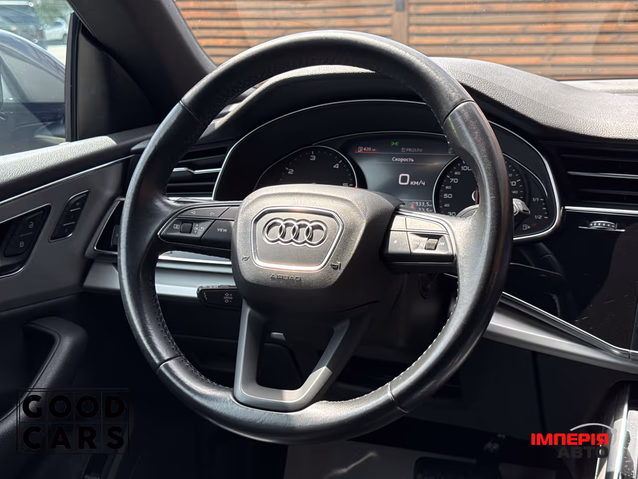 Audi Q8 - фото 33