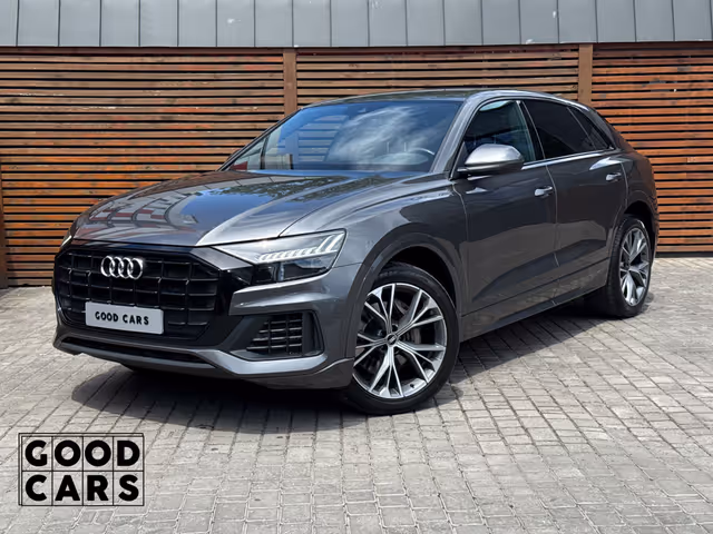 Audi Q8 - фото 1