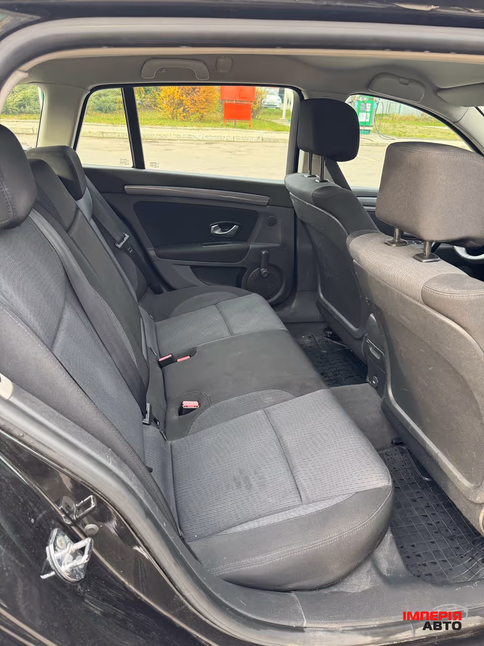 Renault Laguna - фото 5