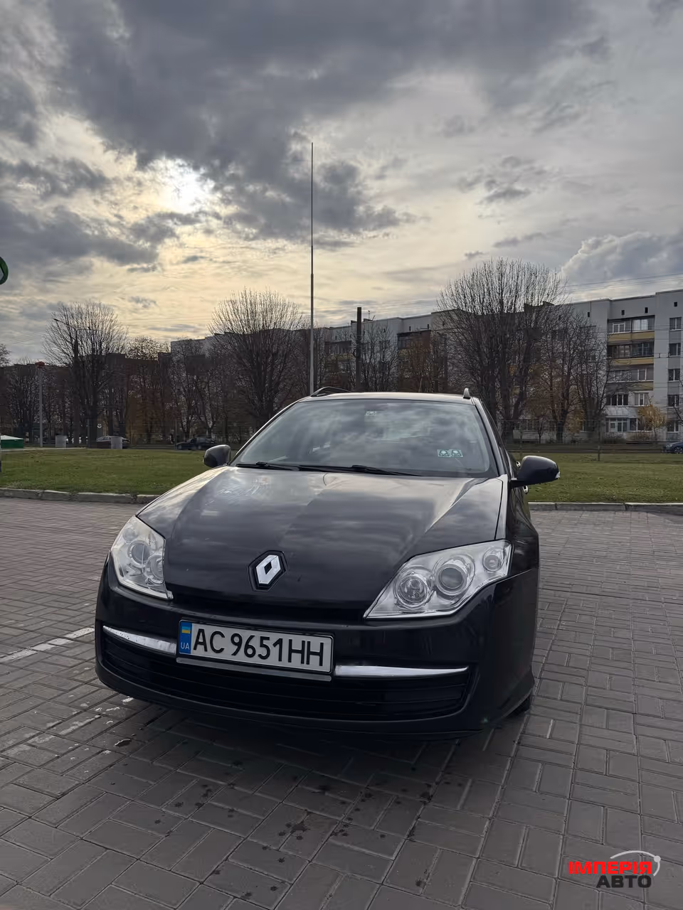 Renault Laguna - фото 1