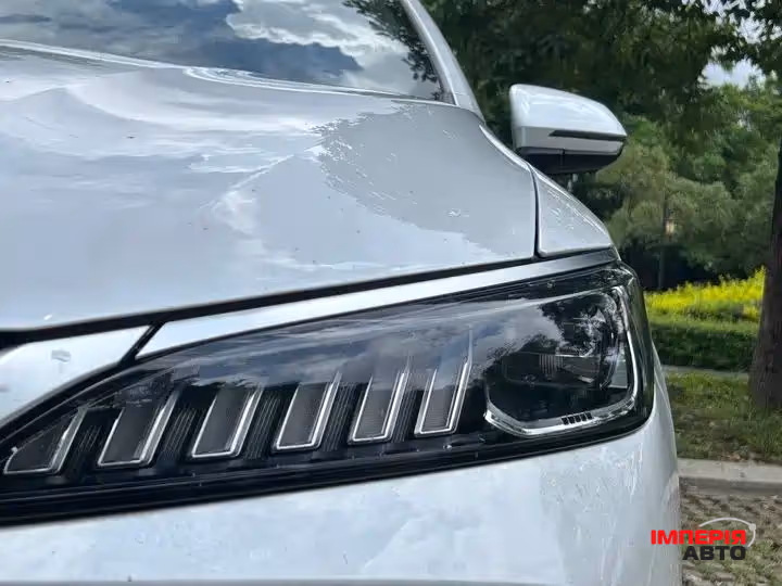 BYD Qin Plus - фото 4