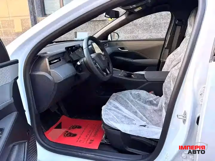 BYD Qin Plus - фото 6