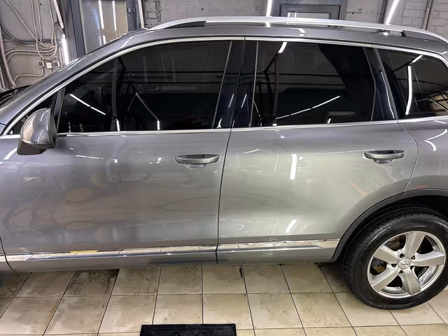 Volkswagen Touareg - зображення 4