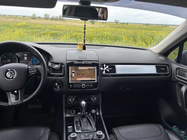 Volkswagen Touareg - зображення 2