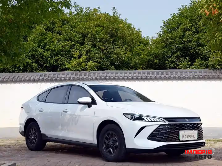 BYD Qin Plus - фото 3