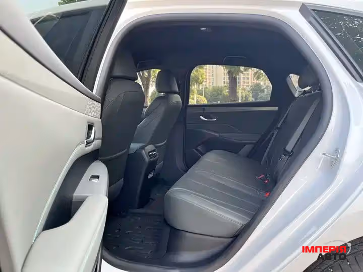 BYD Qin Plus - фото 10