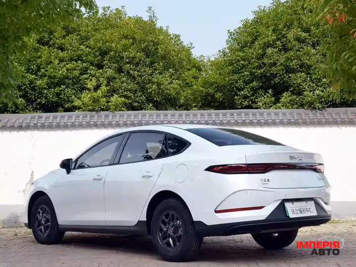 BYD Qin Plus - фото 5