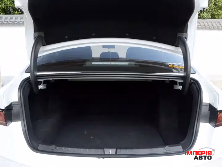 BYD Qin Plus - фото 11