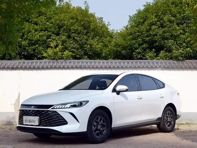 BYD Qin Plus - зображення 1