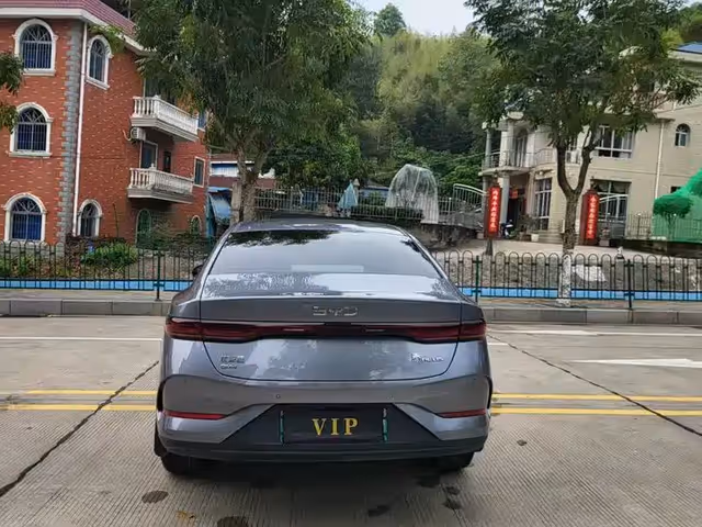 BYD Qin Plus - зображення 5