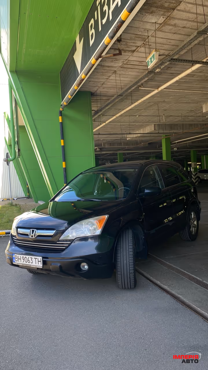 Honda CR-V - фото 1