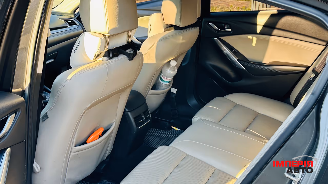 Mazda 6 - фото 8