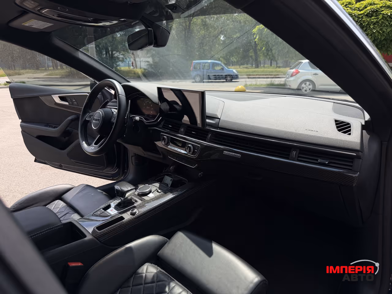 Audi S5 - фото 32