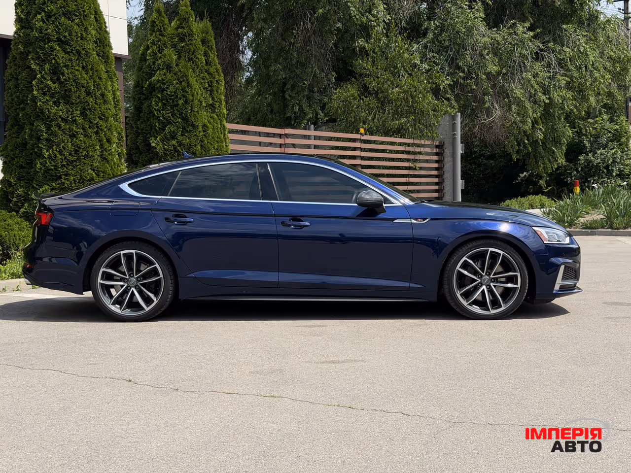 Audi S5 - фото 7