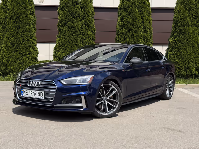 Audi S5 - фото 3