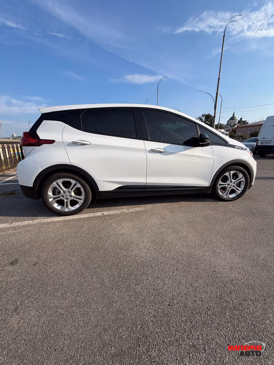 Chevrolet Bolt - фото 2