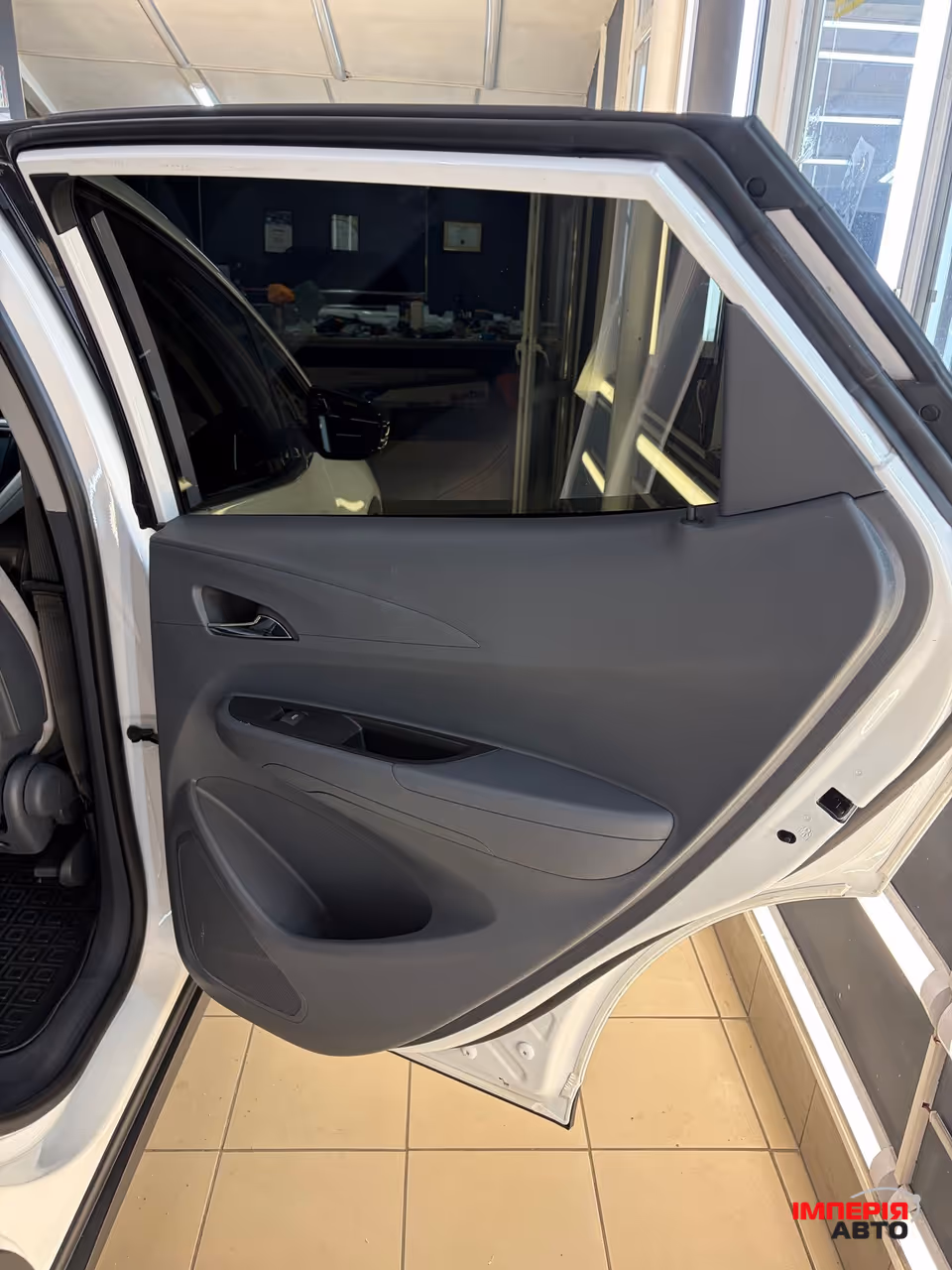 Chevrolet Bolt - фото 22