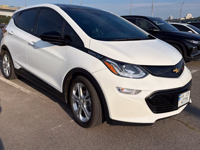 Chevrolet Bolt - зображення 1