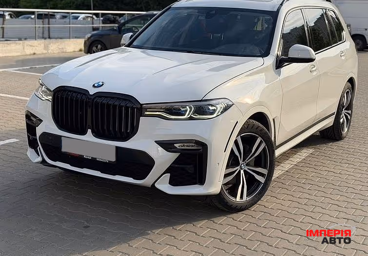 BMW X7 - фото 2