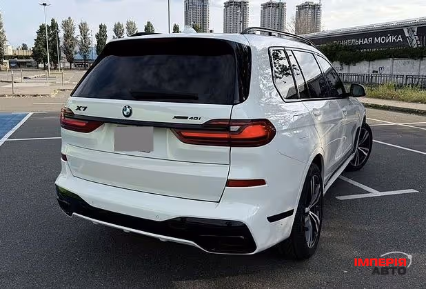 BMW X7 - фото 7