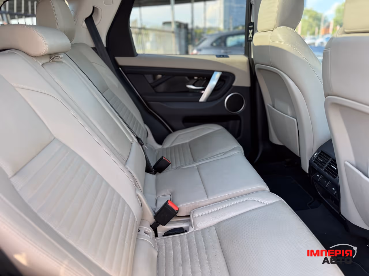 Land Rover Discovery Sport - фото 8