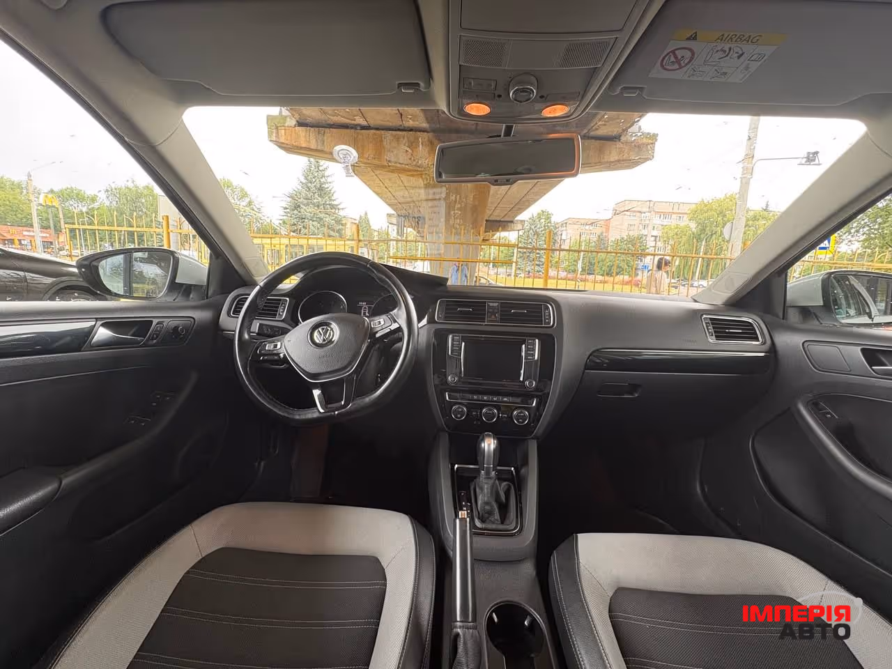 Volkswagen Jetta - фото 7