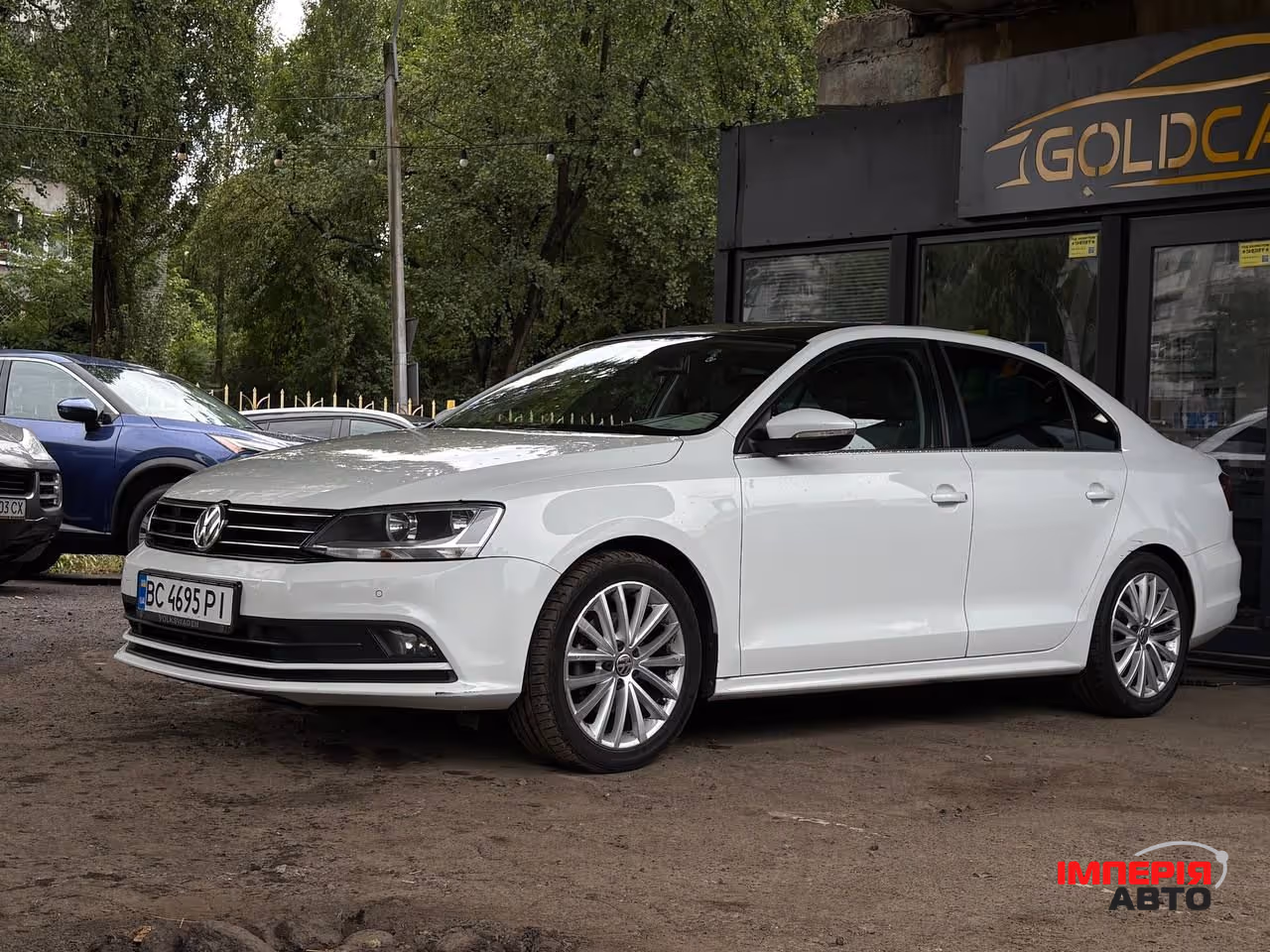 Volkswagen Jetta - фото 5