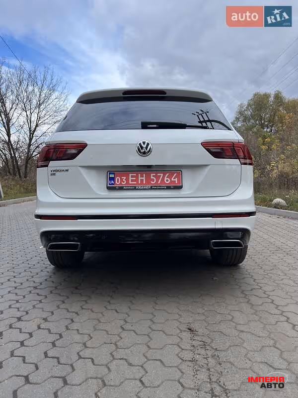 Volkswagen Tiguan - фото 5