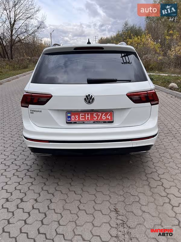 Volkswagen Tiguan - фото 6