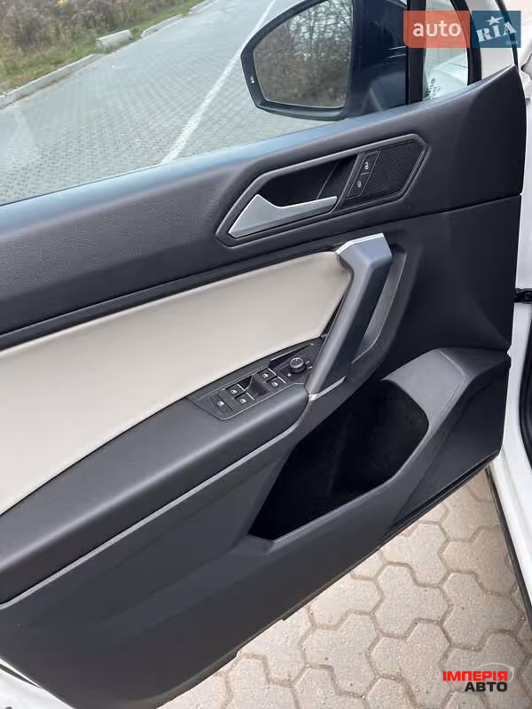 Volkswagen Tiguan - фото 28