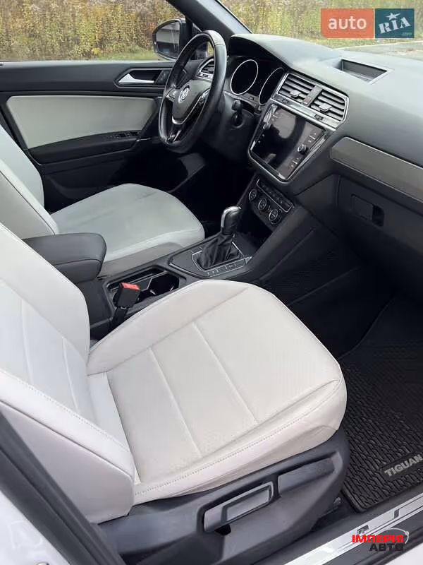 Volkswagen Tiguan - фото 35