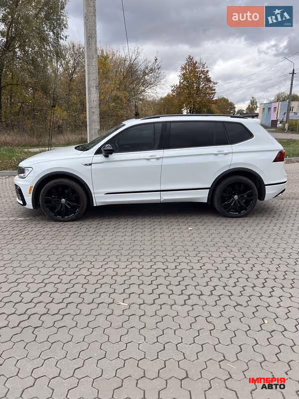 Volkswagen Tiguan - фото 10