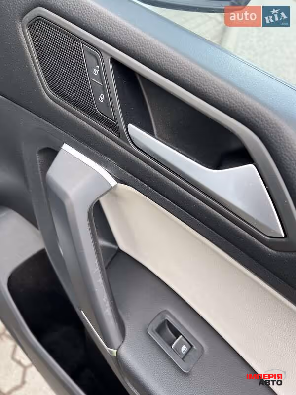 Volkswagen Tiguan - фото 38
