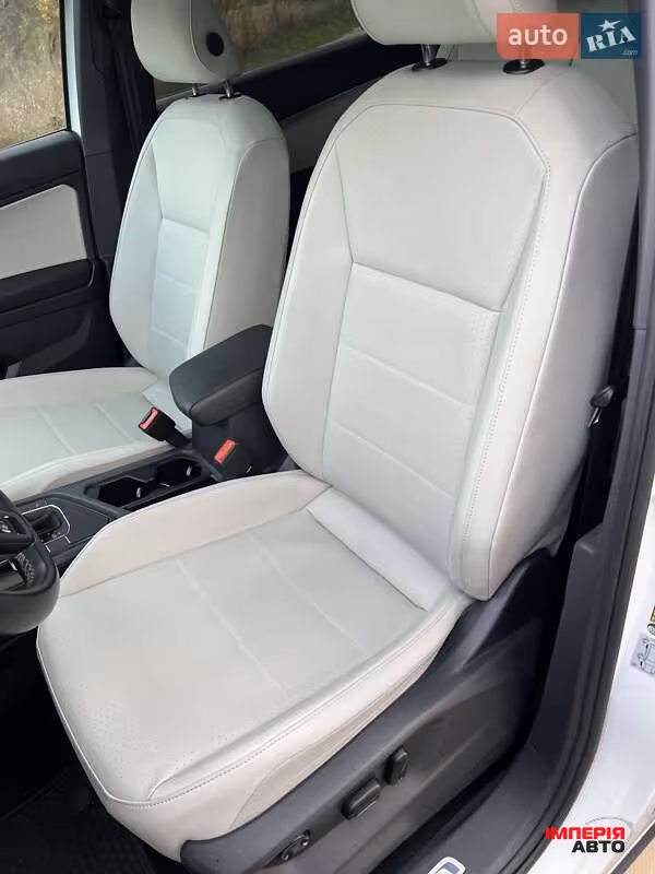 Volkswagen Tiguan - фото 30