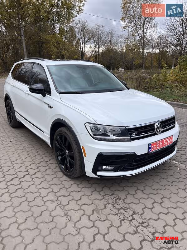 Volkswagen Tiguan - фото 1