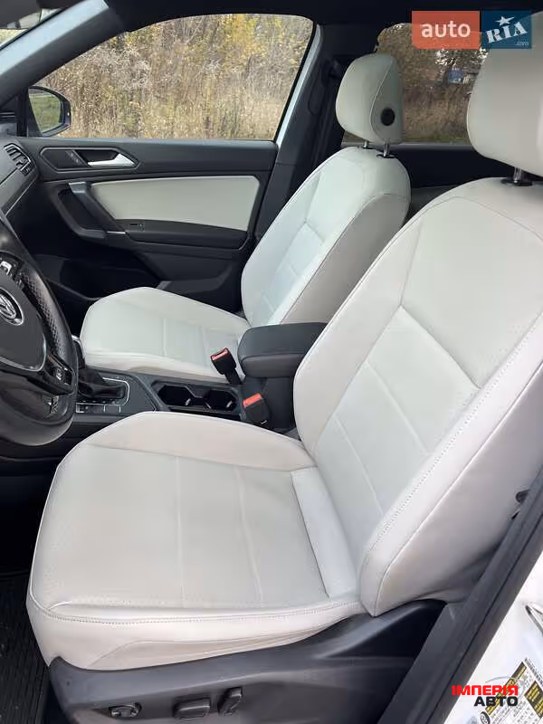 Volkswagen Tiguan - фото 27