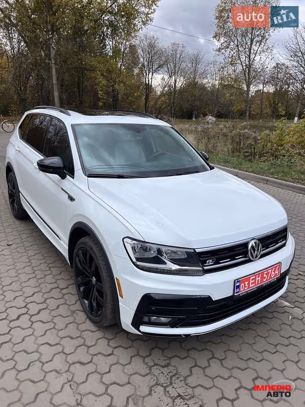 Volkswagen Tiguan - фото 2