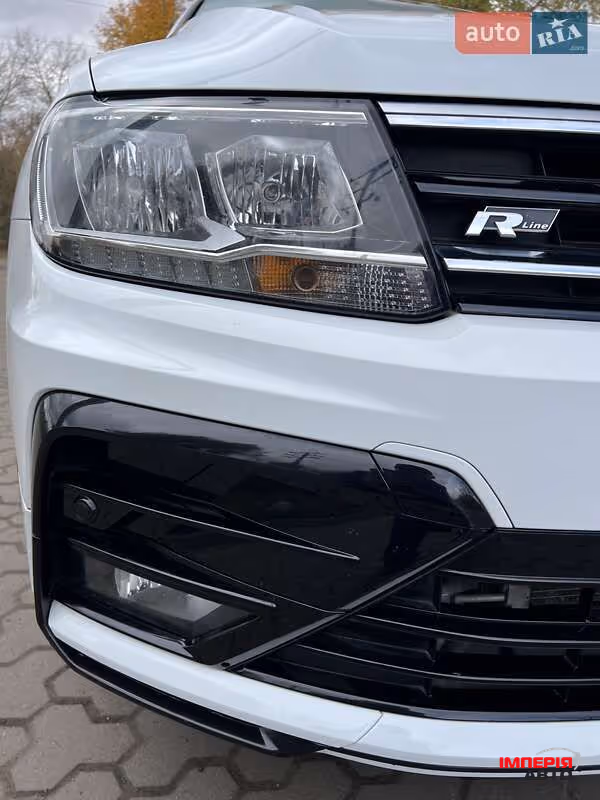Volkswagen Tiguan - фото 16