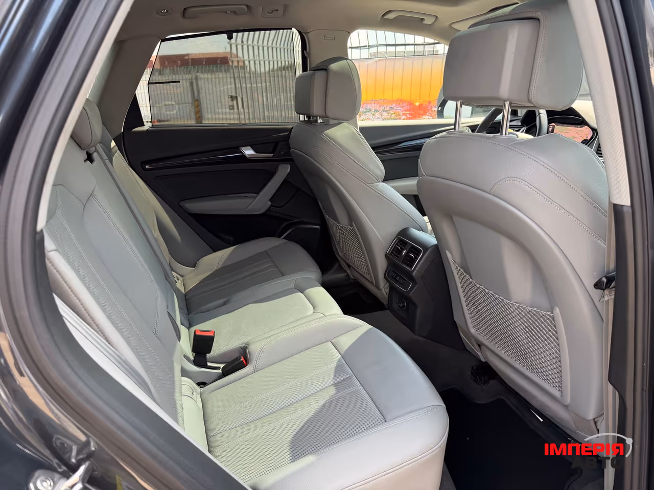 Audi Q5 - фото 12